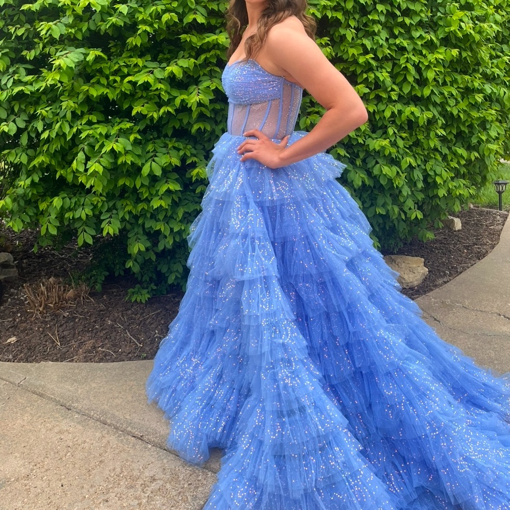 Sherri Hill size 6